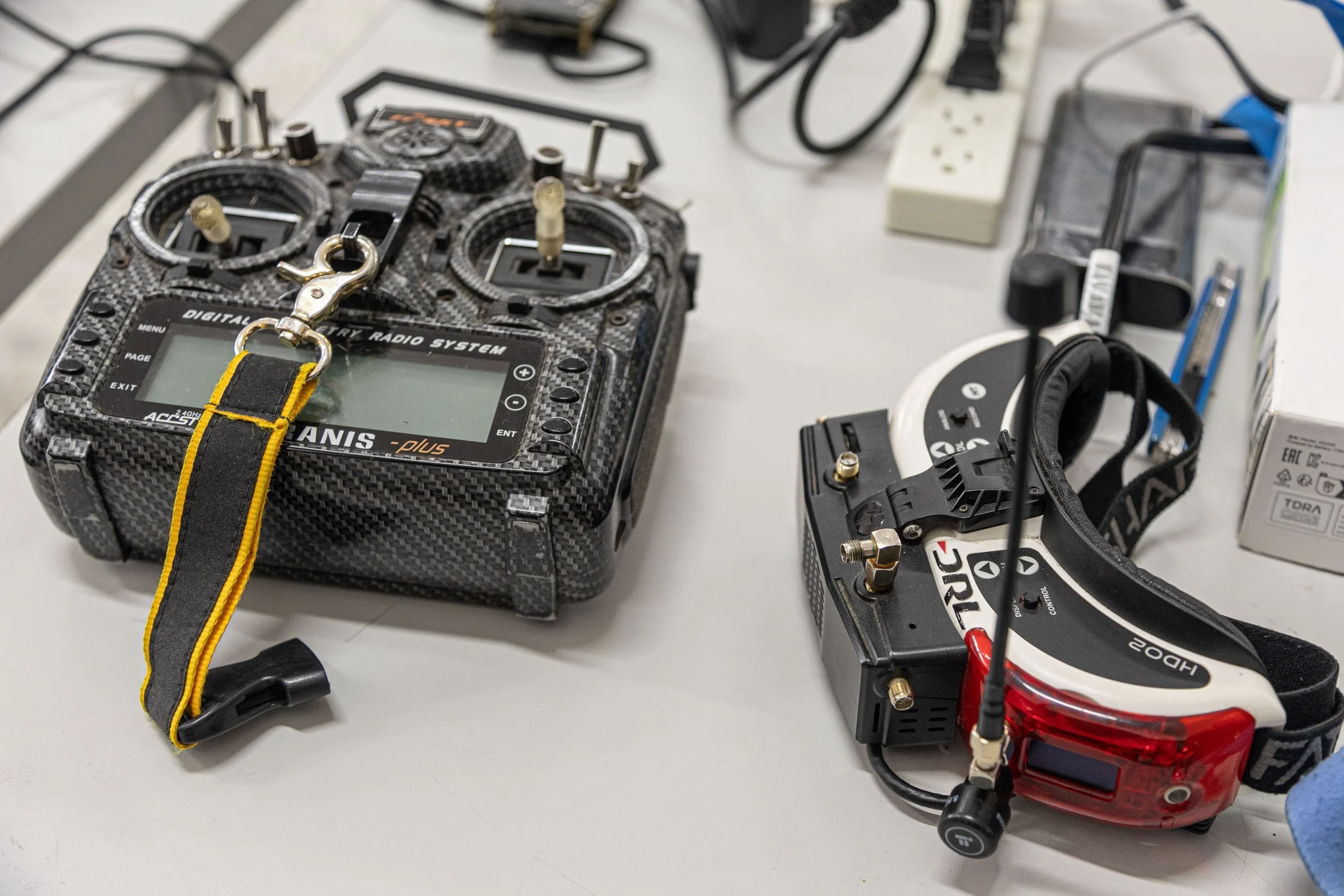 Carrera Drones Fpv Tinywhooop - SENA Bogotá 2024